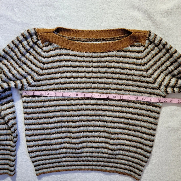 Nine West Cropped Striped Blue Tan Cream Boat Neck Sweater Fall Winter Size M - Picture 9 of 10